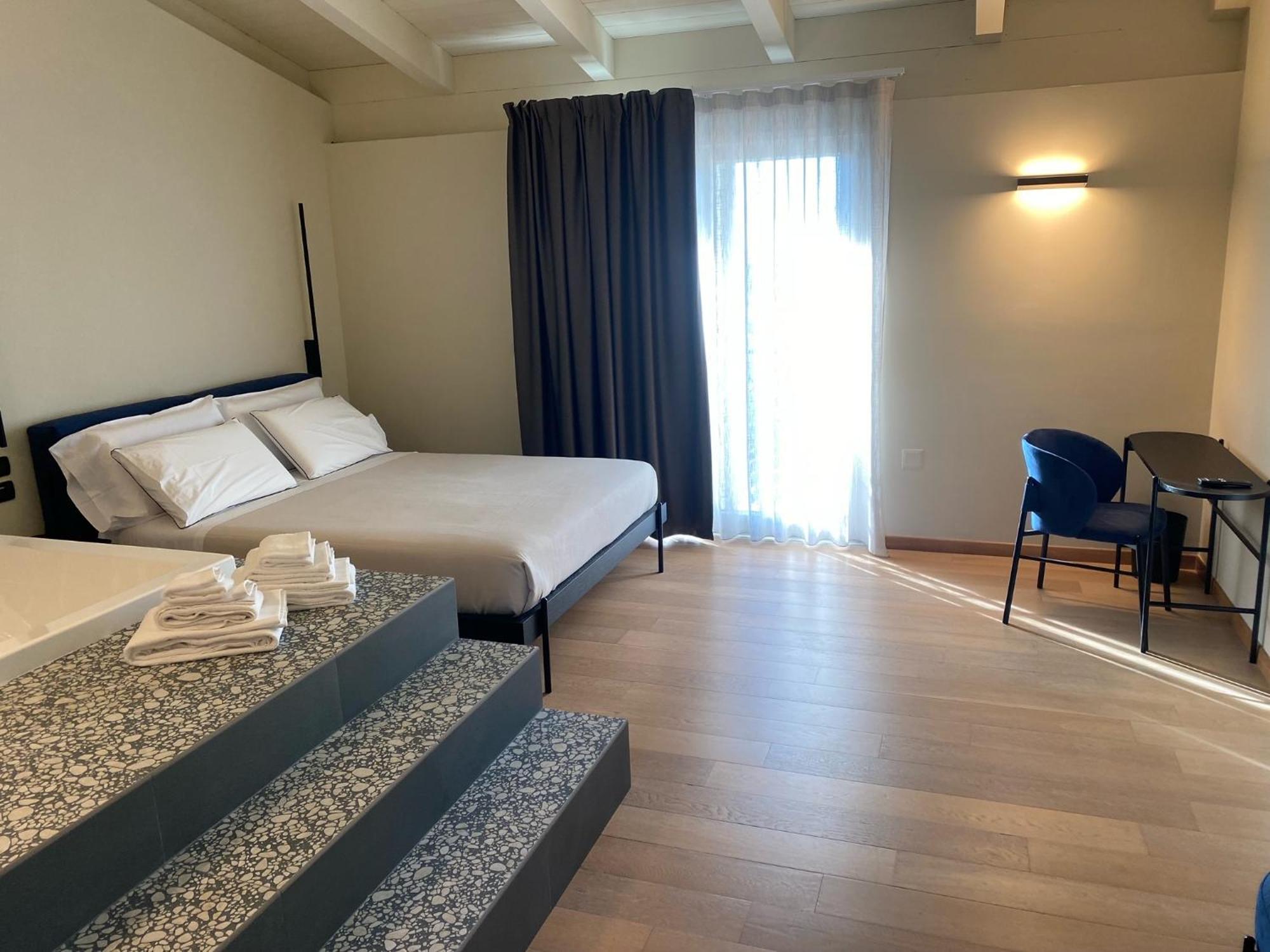 Terra Di Vento Bed and Breakfast Montecorvino Pugliano Εξωτερικό φωτογραφία